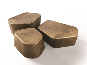 Журнальный столик из массива дерева