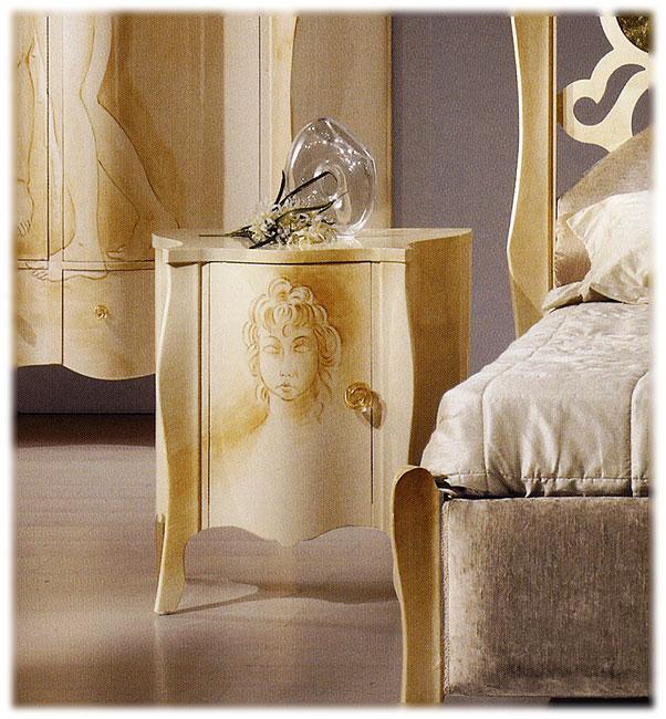 Тумбочка Caress RM ARREDAMENTI A703.F224.66.M4 Capriccio