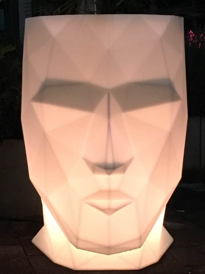 070595 Кашпо матовое светящееся LED RGBW DMX Battery 100см Vondom Adan