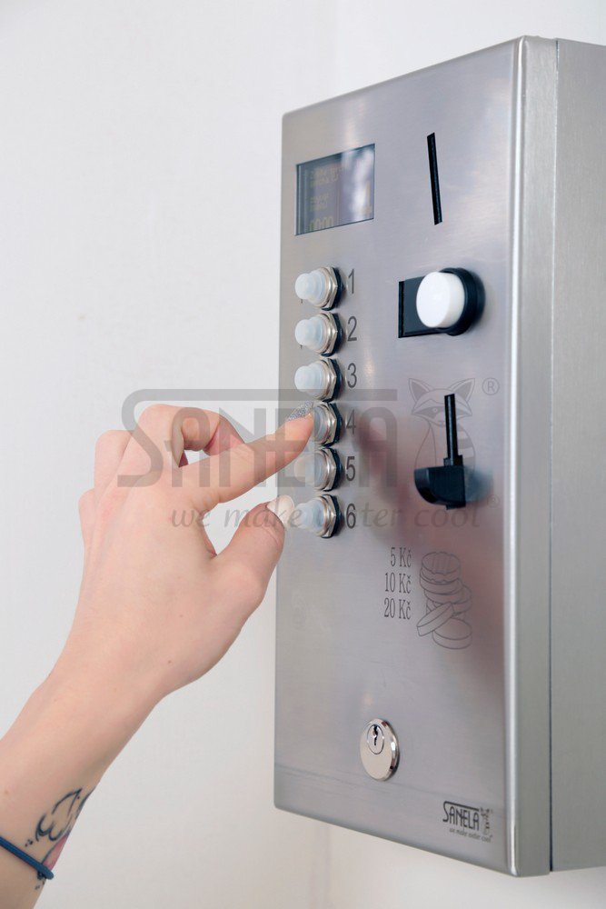 88022 Встроенный монетный и жетoнный автомат для 4 - 12 душей, прямое управление, выбoр душа автoматoм SANELA  - Вид №1