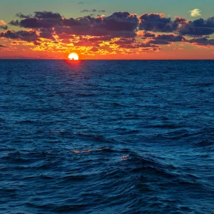 Панно на стену пластификация 60х60 см "Закат" PANKOVSKY STUDIO ПЛАСТИФИКАЦИЯ 015871 Оранжевый;синий;разноцветный