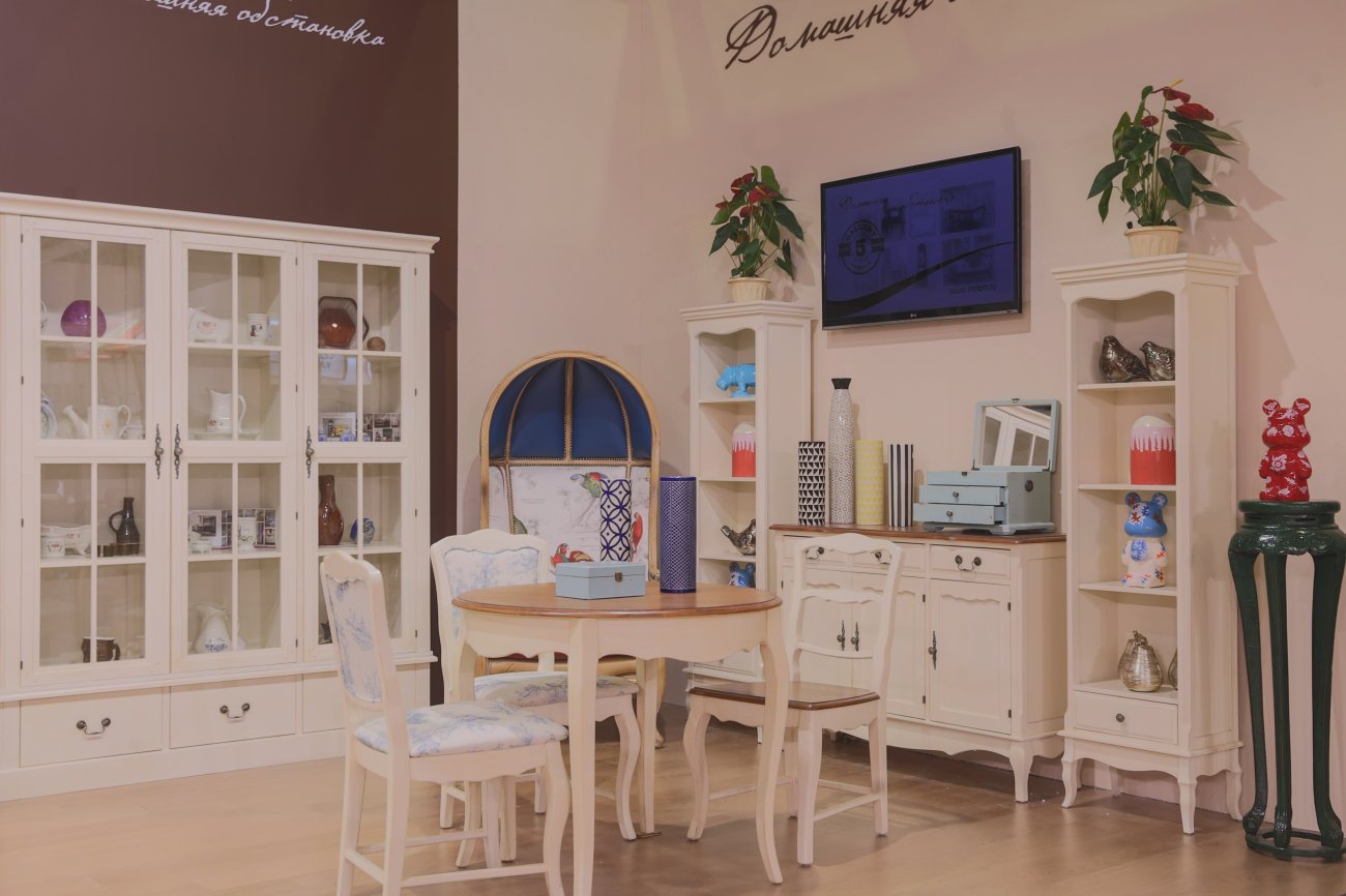 Стул обеденный с резной спинкой кармин Mobilier de Maison ДОМАШНЯЯ ОБСТАНОВКА MOBILIER DE MAISON 017194 Белый;коричневый Santreyd  - Вид №6