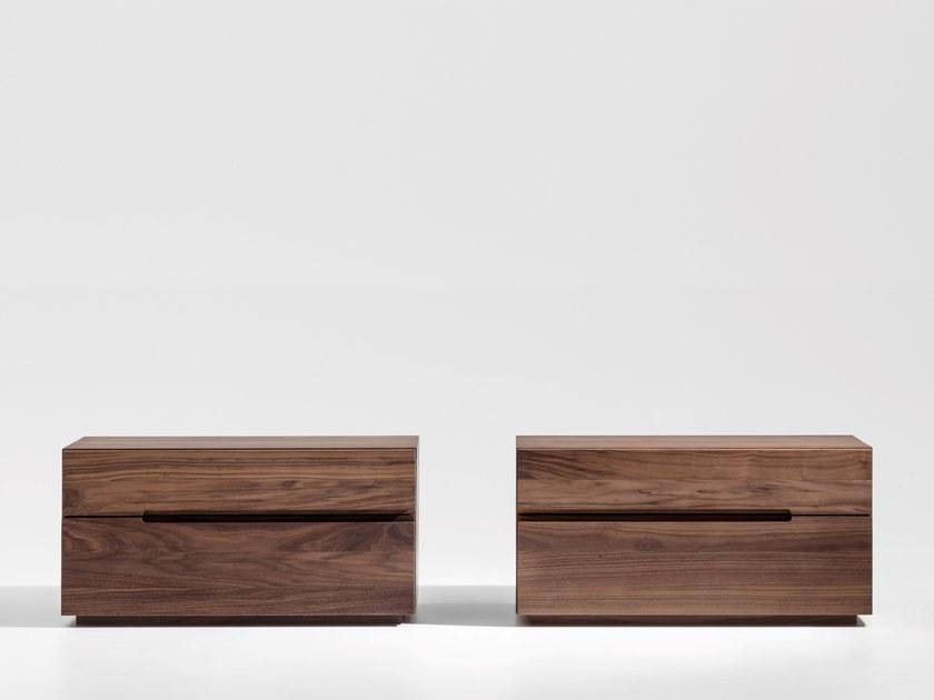 ZEITRAUM Прикроватная тумбочка из массива дерева с ящиками sun-id-1504349 - Вид №1