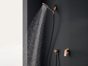 Смеситель для душа с ручным душем