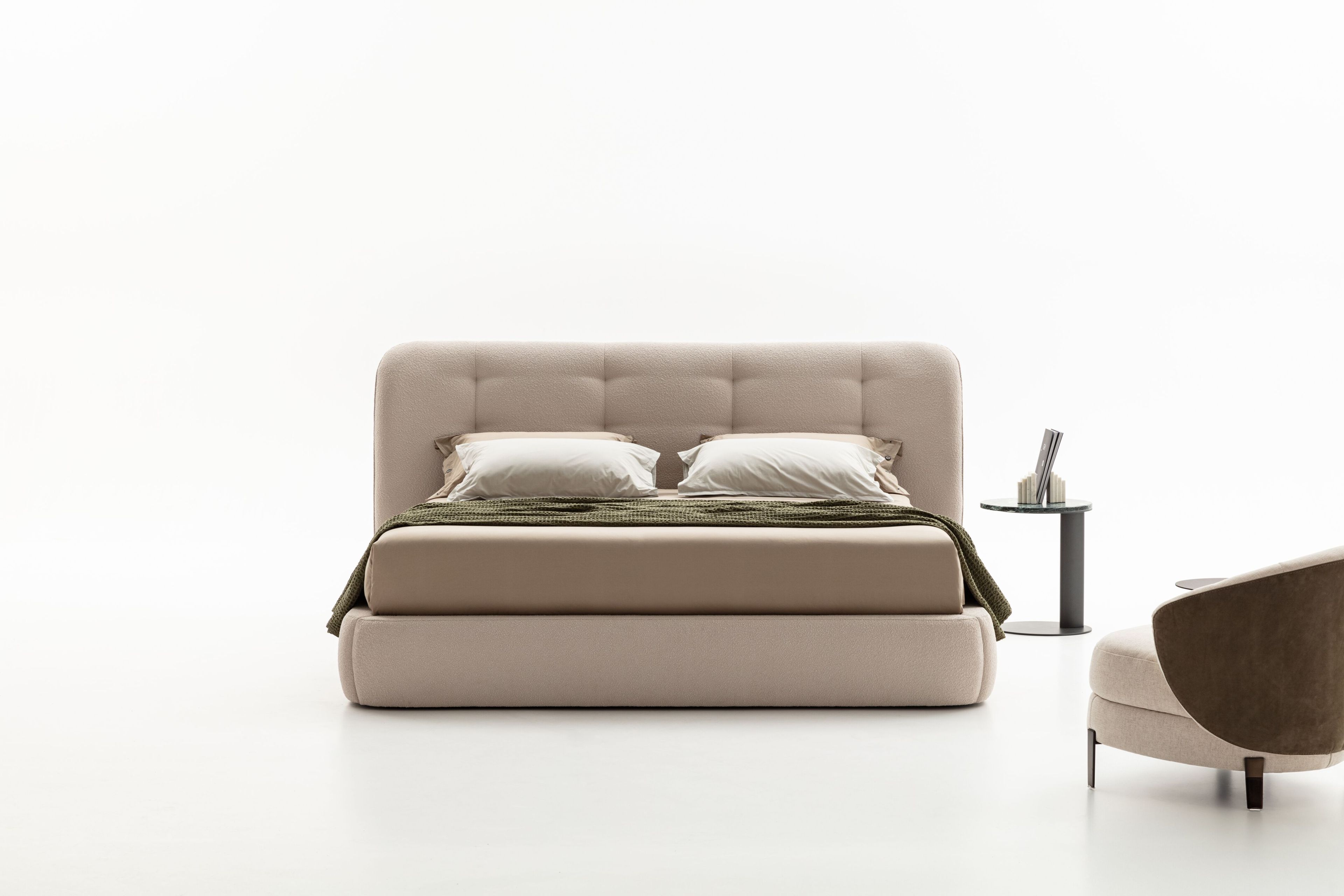 Двуспальная кровать для хранения ткани NICOLINE RUBICON HIGH ARCH-00012635 - Вид №1