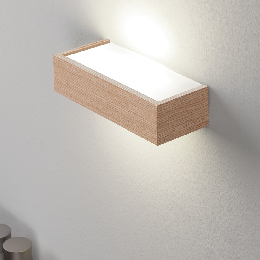 091060 Настенный светильник Ole! Kube Santreyd