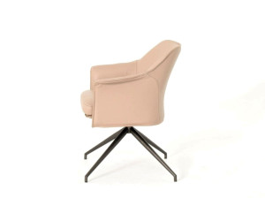 Стул на насесте с подлокотниками