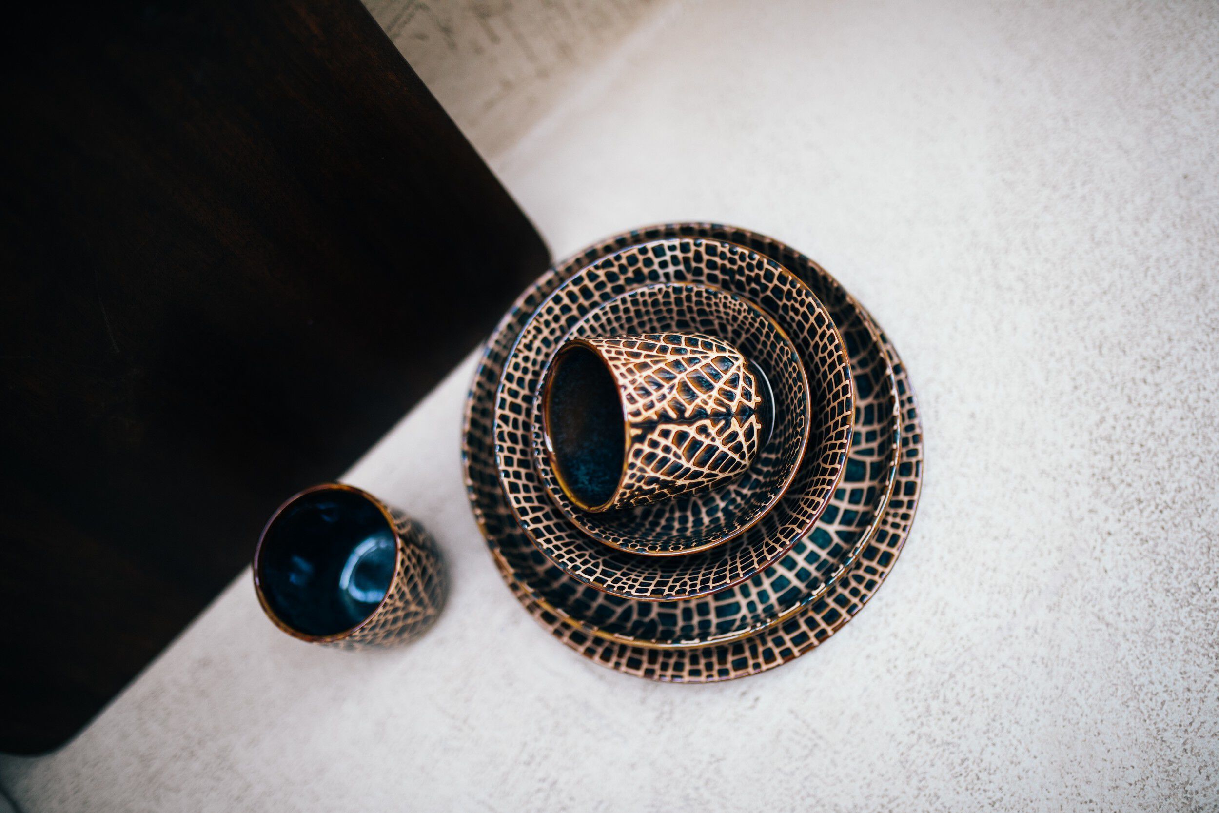 Фарфоровая круглая десертная тарелка POMAX Lotus ARCH-00102619 - Вид №8