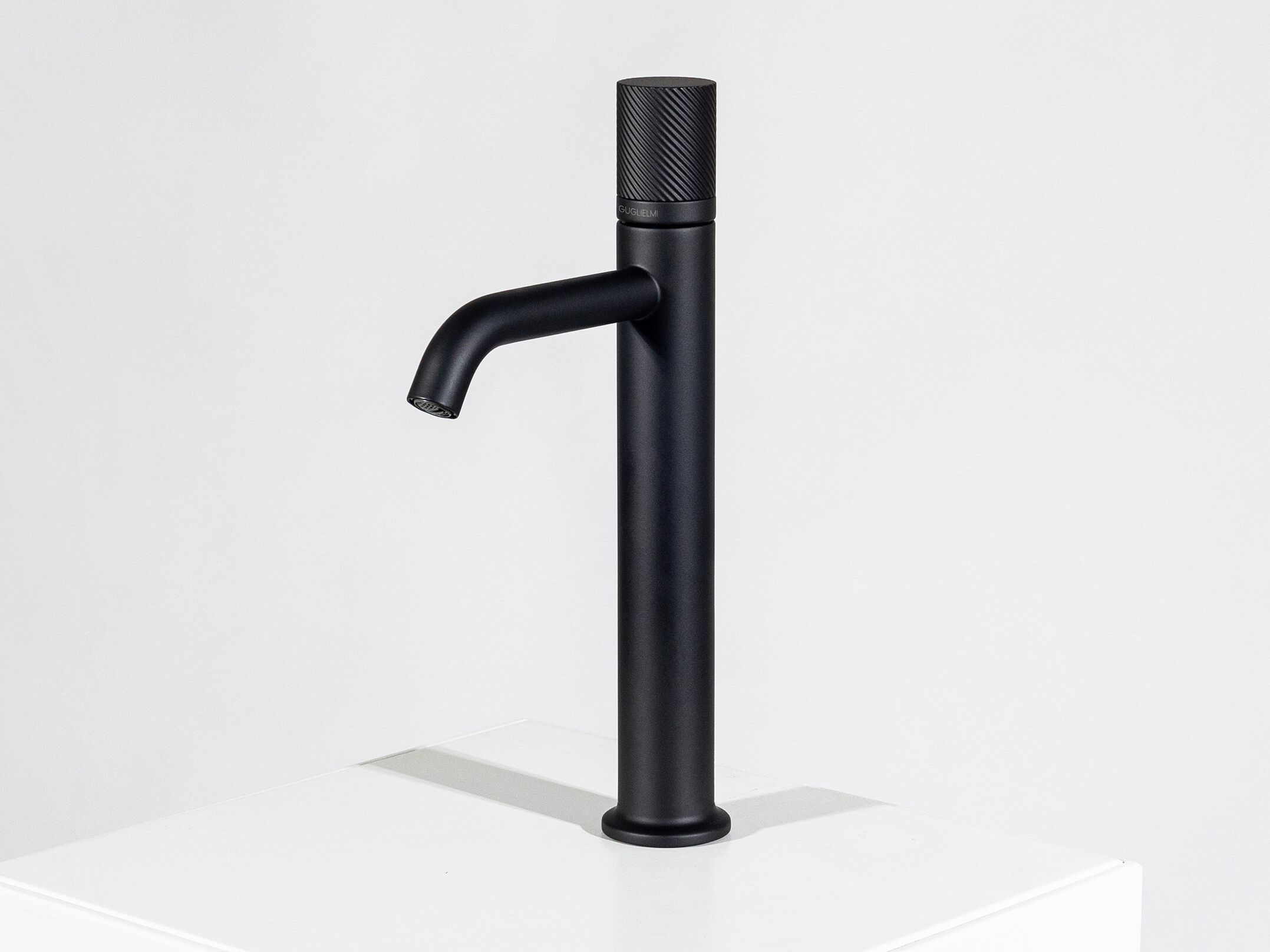 Однорычажный смеситель для раковины GUGLIELMI RUBINETTERIE Sprint Color ARCH-00029816 - Вид №9