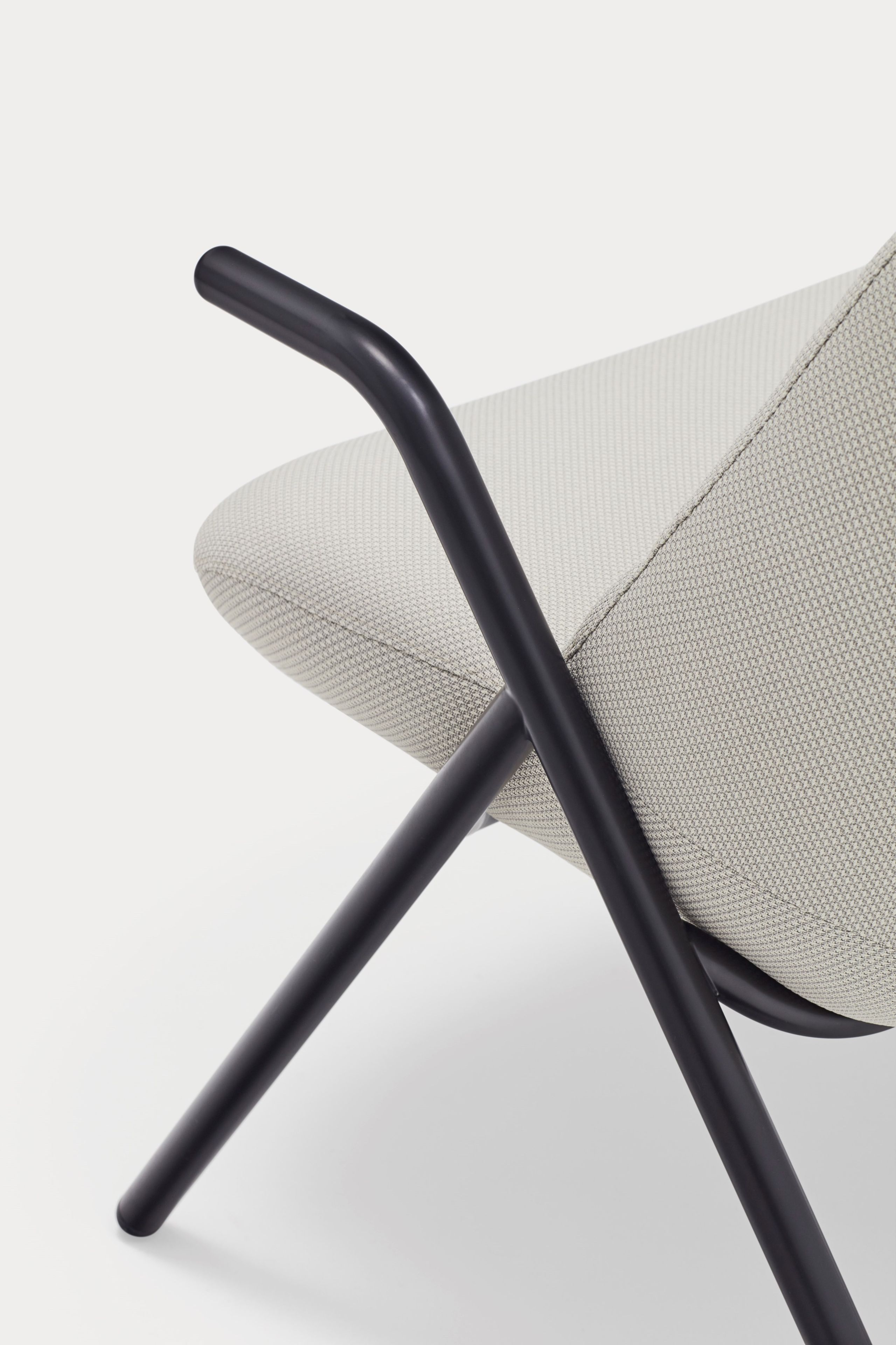 Полиэфирное кресло TEULAT Dins ARCH-00057392 - Вид №34