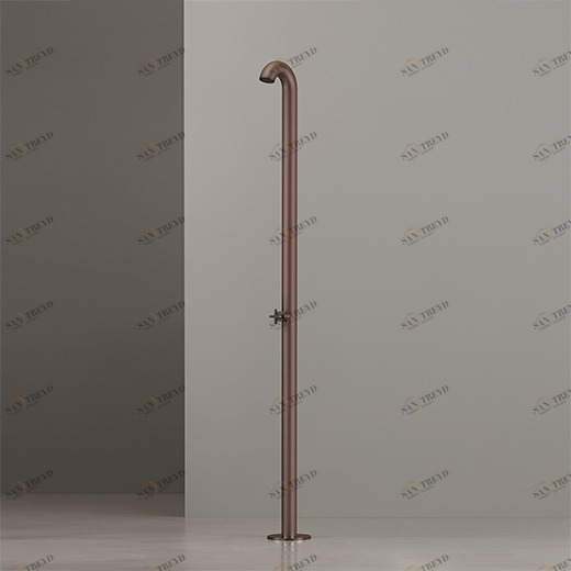 Свободно стоящий душ на открытом воздухе в AISI 316L из нержавеющей стали, Corten отделкой. Пористый дождь струя контролируется прогрессивным смесителем сбора креста в черном алмазе матовой  BLD06 CEADESIGN 