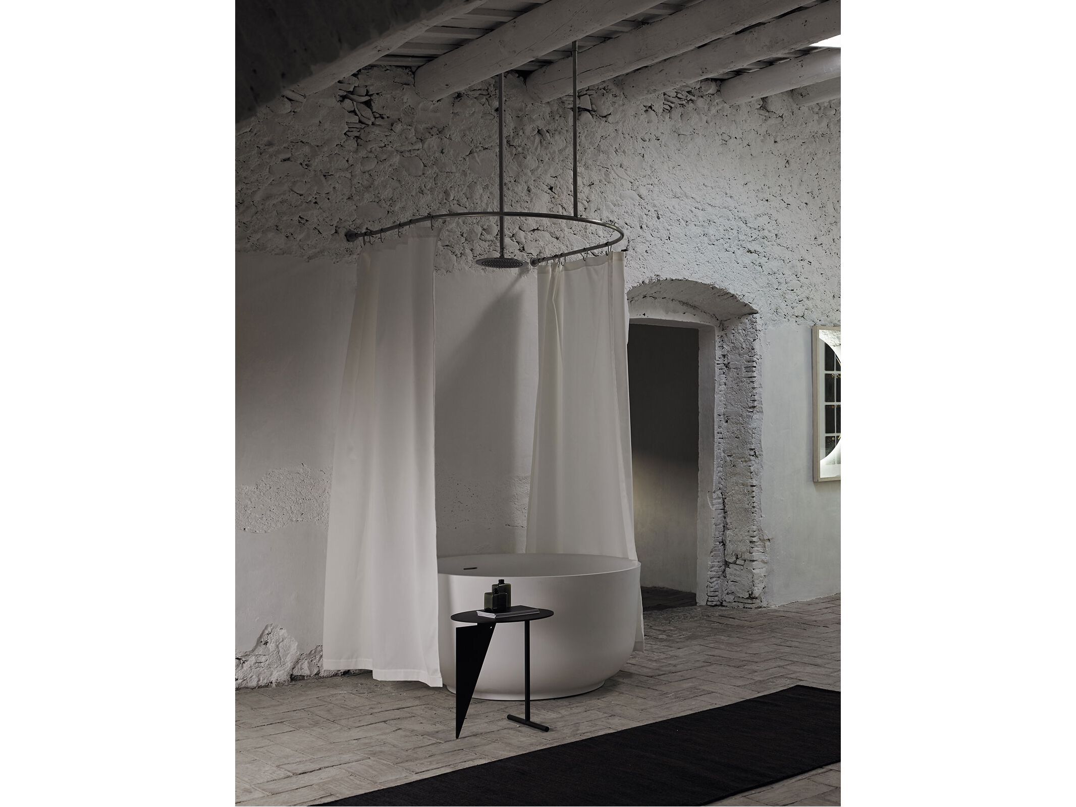 Ванна в центре круглой комнаты Inbani ORIGIN ARCH-00006976 - Вид №4