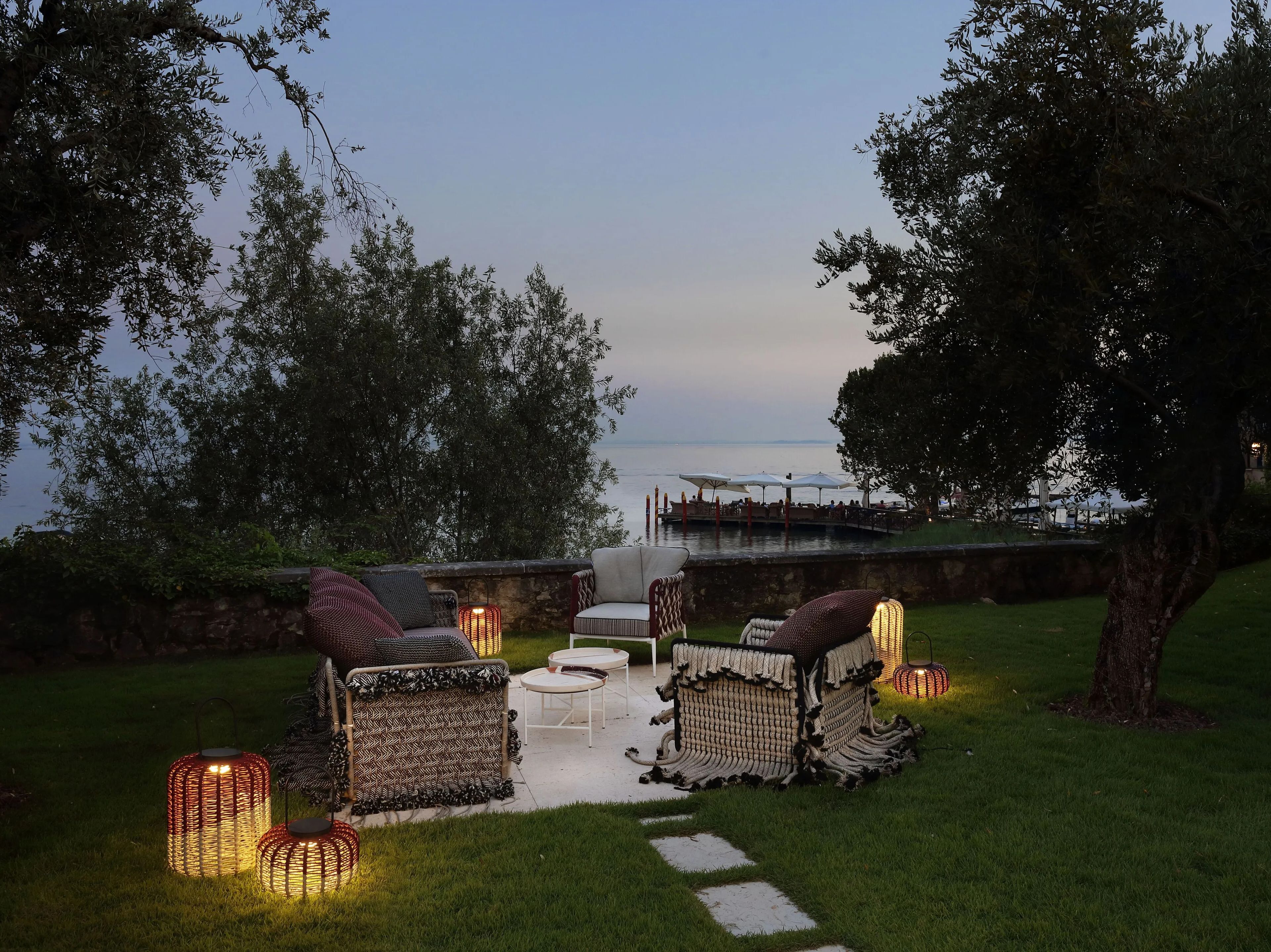 Уличный фонарь с плетеной алюминиевой рамой и перезаряжаемым светодиодом Nodo Italia Antonio Marras + Nodo Italia ARCH-00005471 - Вид №4