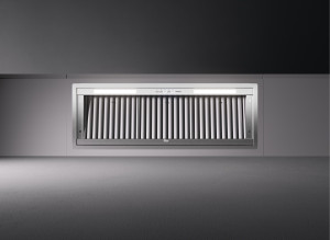 Вытяжка из нержавеющей стали