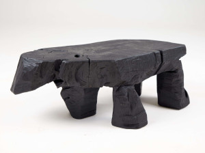 Журнальный столик из дуба