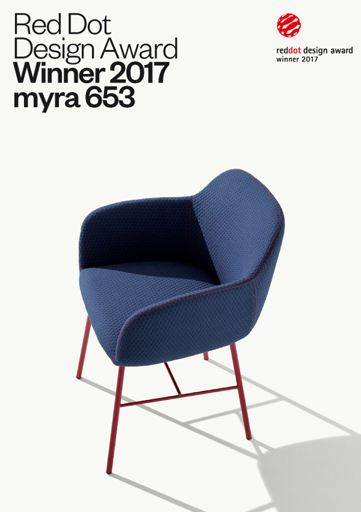 Myra 653 Кресло с четырьмя ножками, стальным каркасом и каркасом, обитым тканью. Выпускается из пенопласта с впрыском политуретана в соответствии с правилами пожарной безопасности Великобритании. Et al. Myra