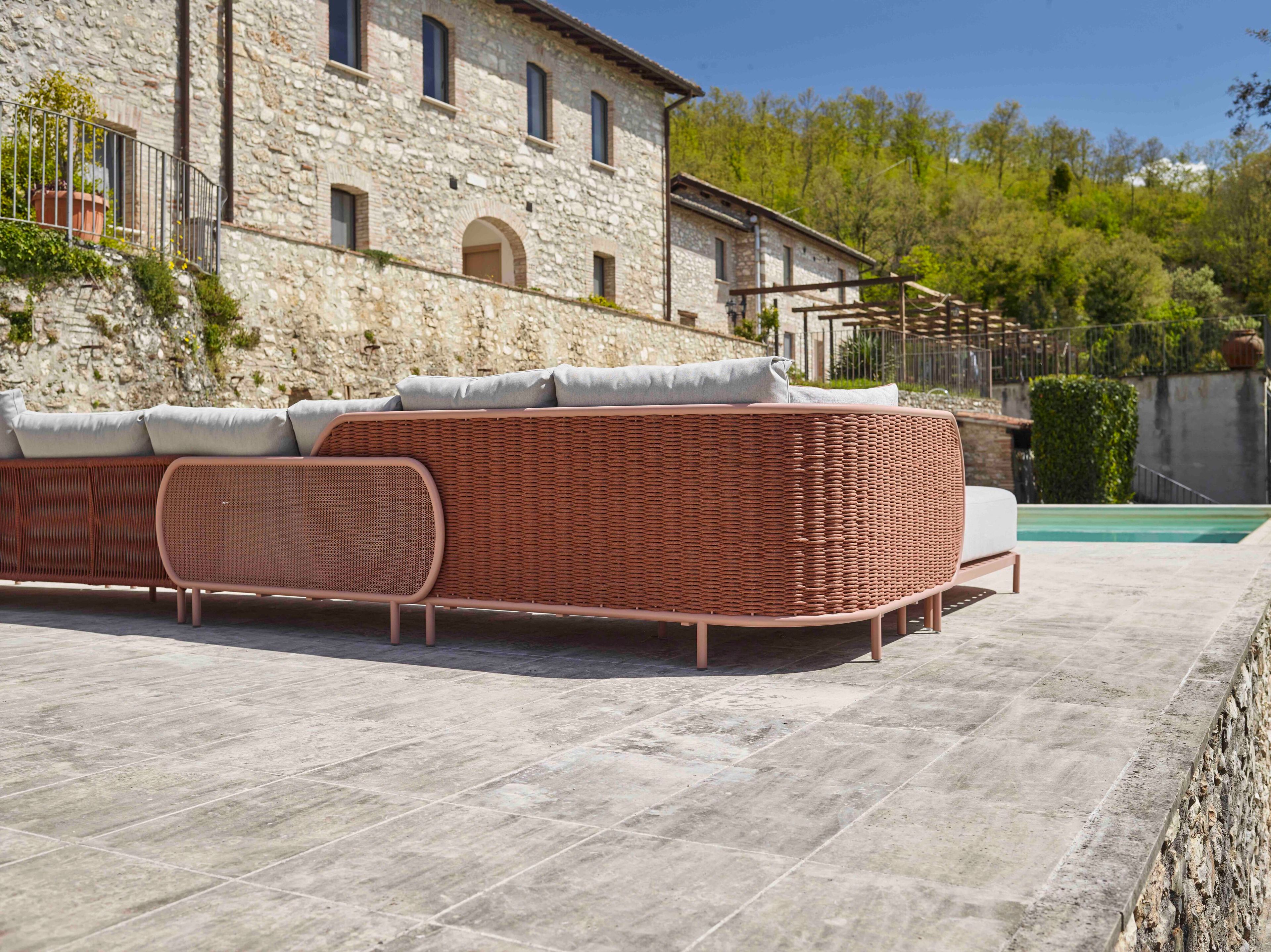 Sunbrella ® 2-местный алюминиевый угловой садовый диван YAAZ Ova ARCH-00097592 - Вид №2