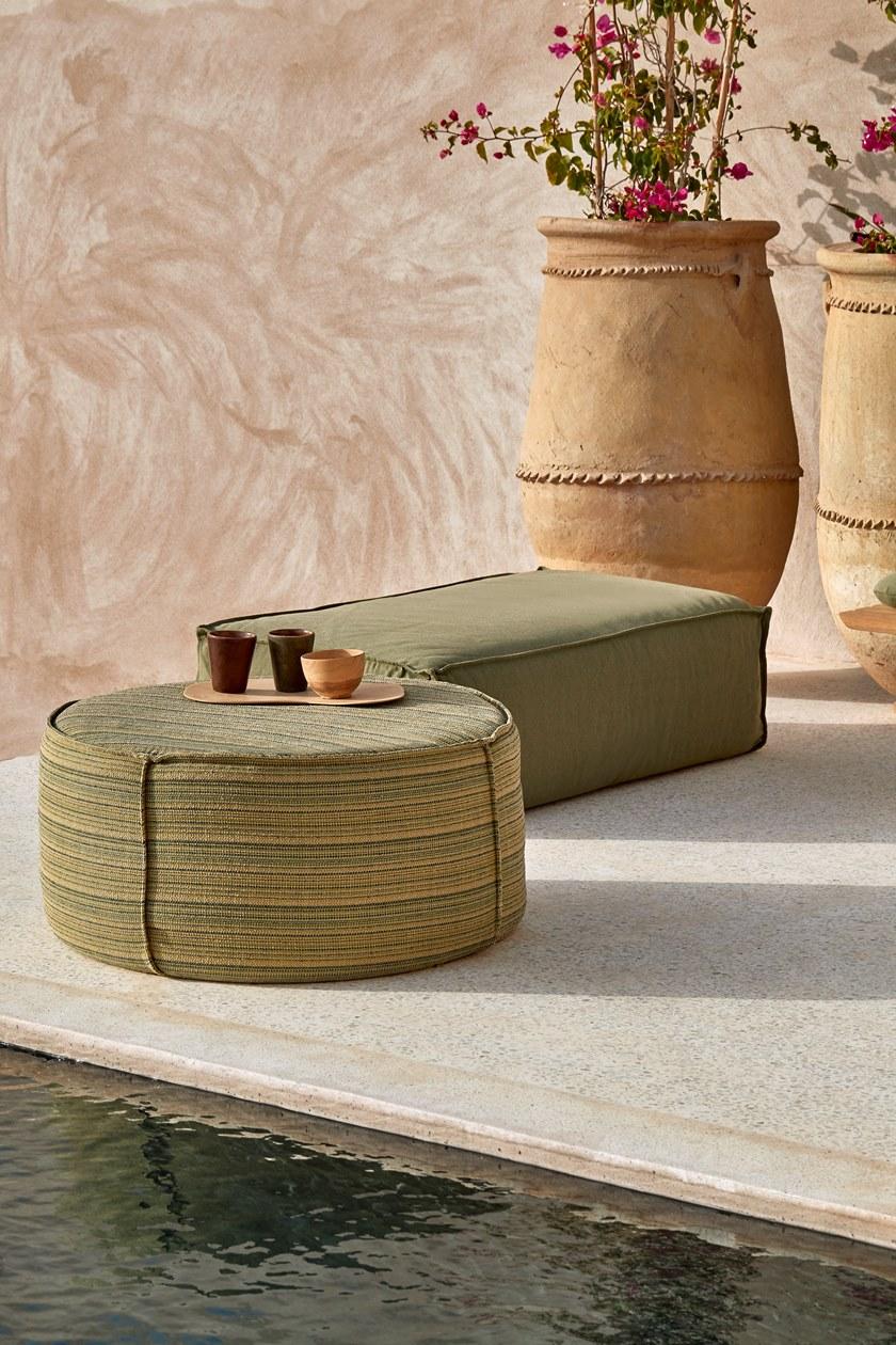 MANUTTI Круглый садовый пуф из ткани Touch Fs-thpf82/fs-thpf52 - Вид №8