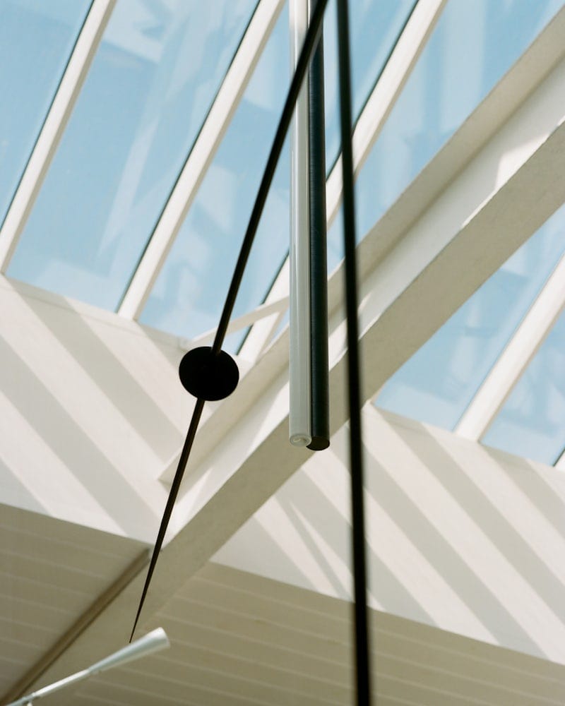 Латунный светодиодный торшер с диммером Michael Anastassiades Mobile Chandeliers ARCH-00010109