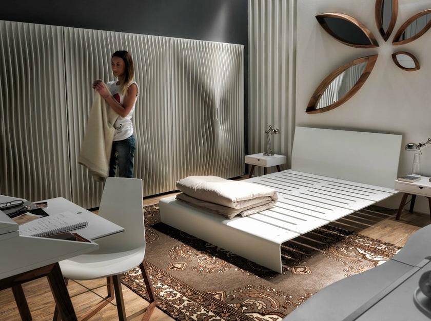 Casamania & Horm Настенное зеркало в деревянной раме sun-id-1509270 - Вид №2