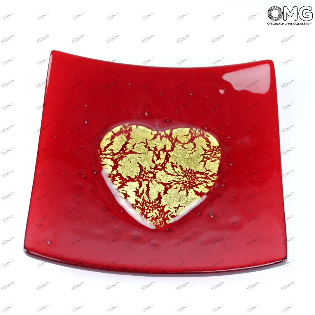 3066 ORIGINALMURANOGLASS Декоративное блюдце Золотое сердце - красное - Original Murano Glass OMG 15 см 