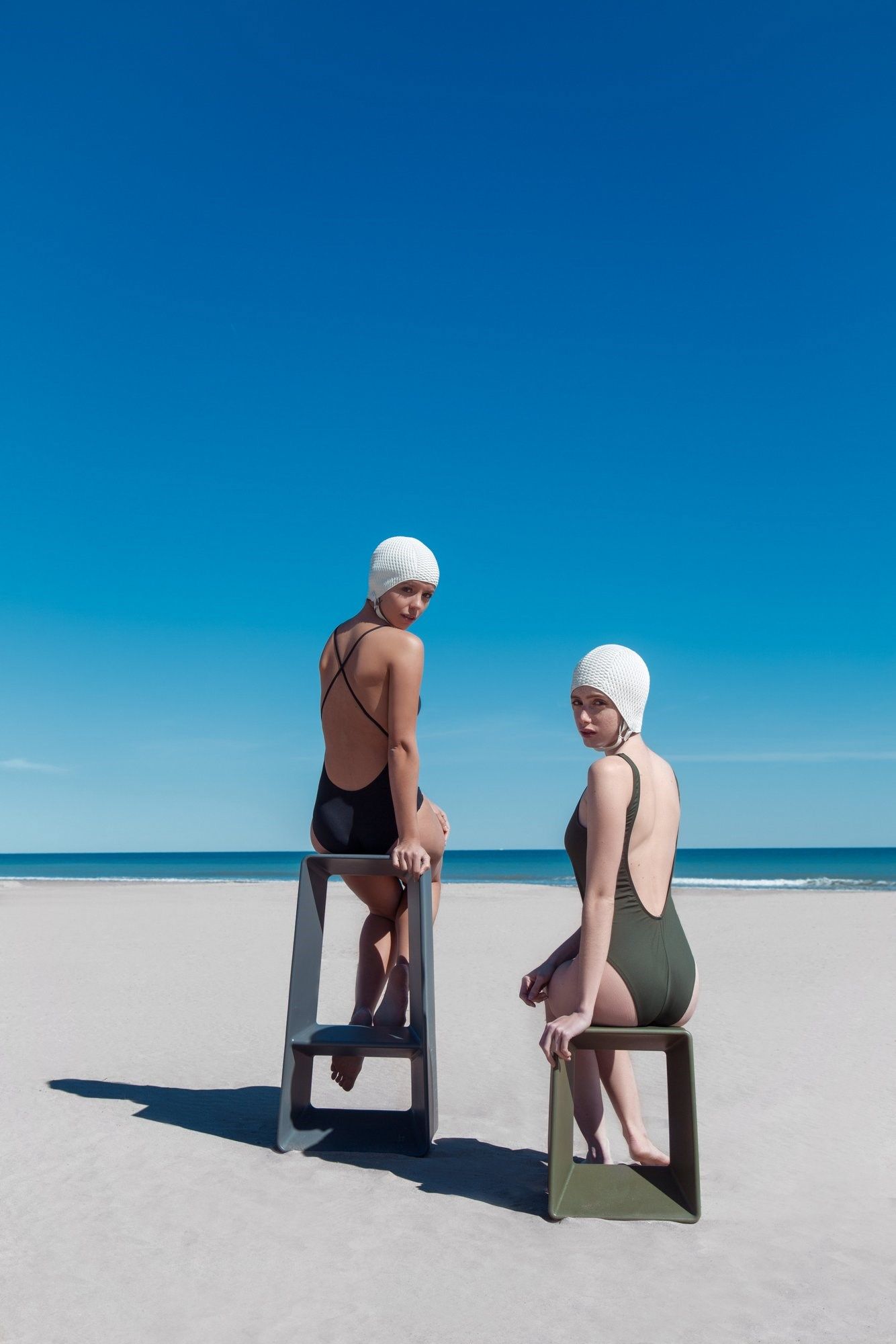 Полиэтиленовый садовый стул Diabla ARCH-00117383 - Вид №4