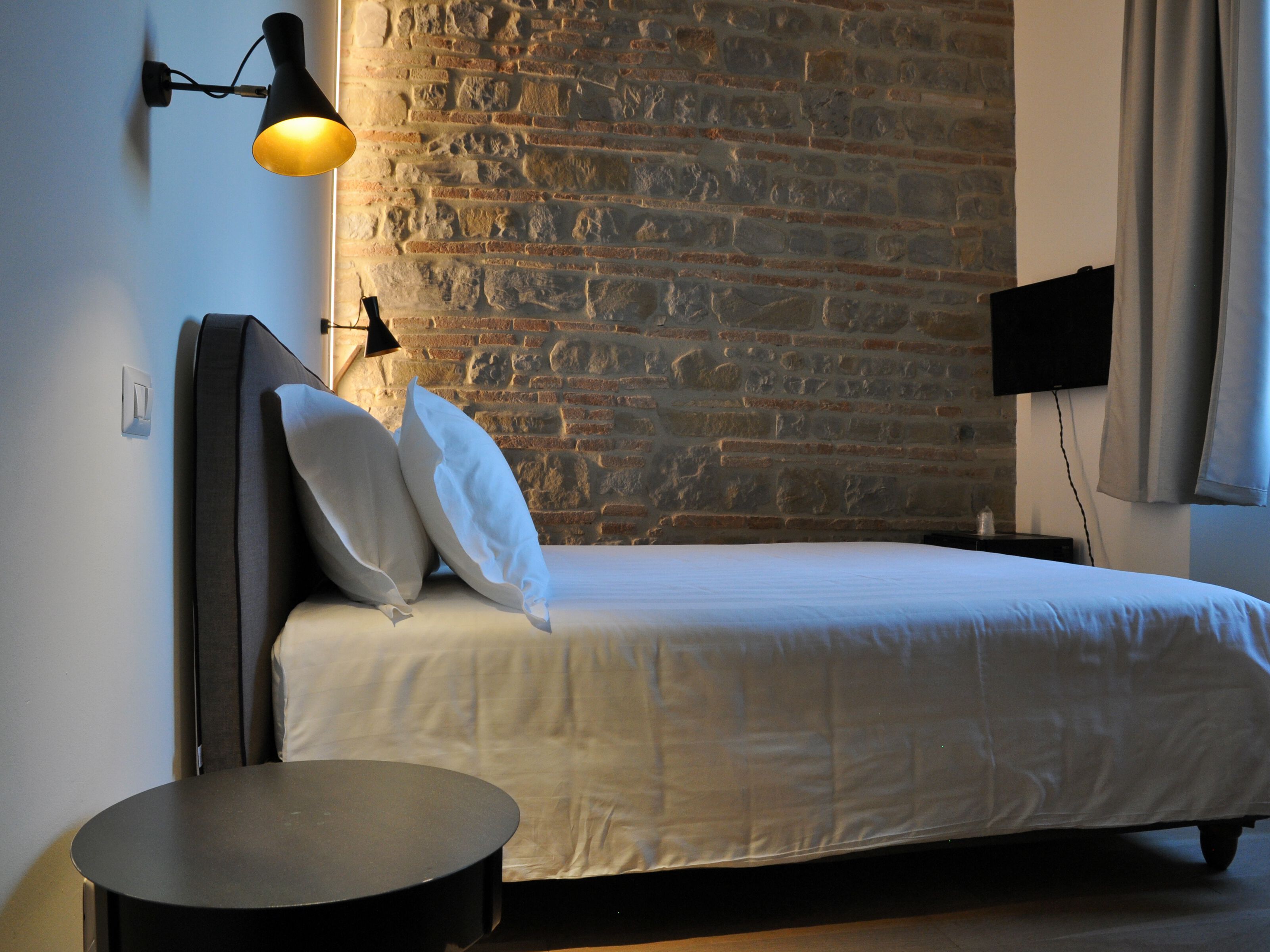 Регулируемый настенный светильник Renzo Serafini воронка ARCH-00115503 - Вид №3