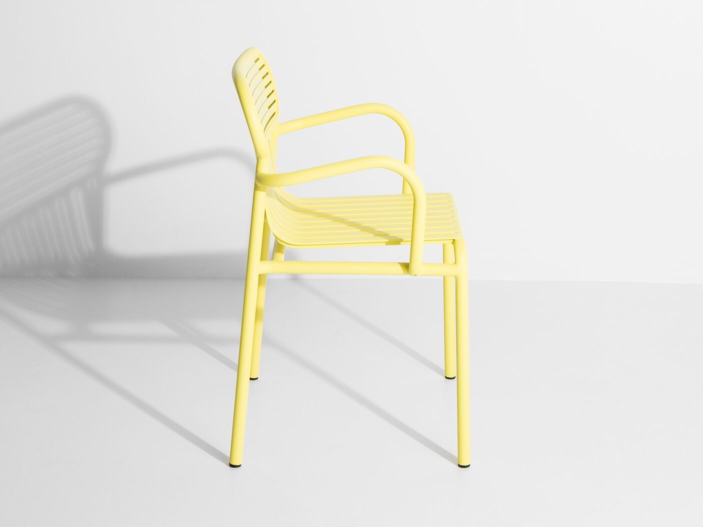 Алюминиевый штабелируемый стул с порошковым покрытием с подлокотниками Petite Friture выходные ARCH-00096326 - Вид №11