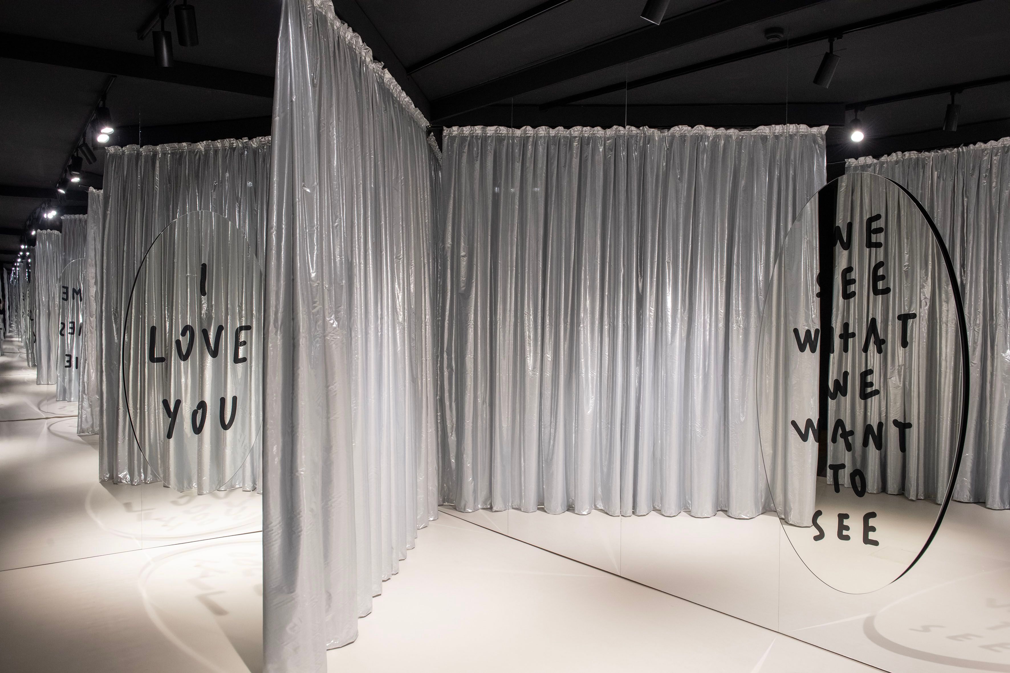 Настенное стекло овальное зеркало CASSINA ME FROM OUTSTIDE ARCH-00102789 - Вид №3