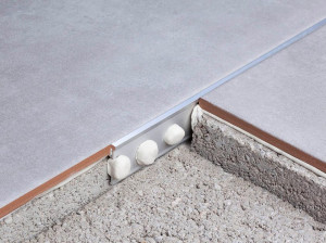 Алюминиевый профиль пола