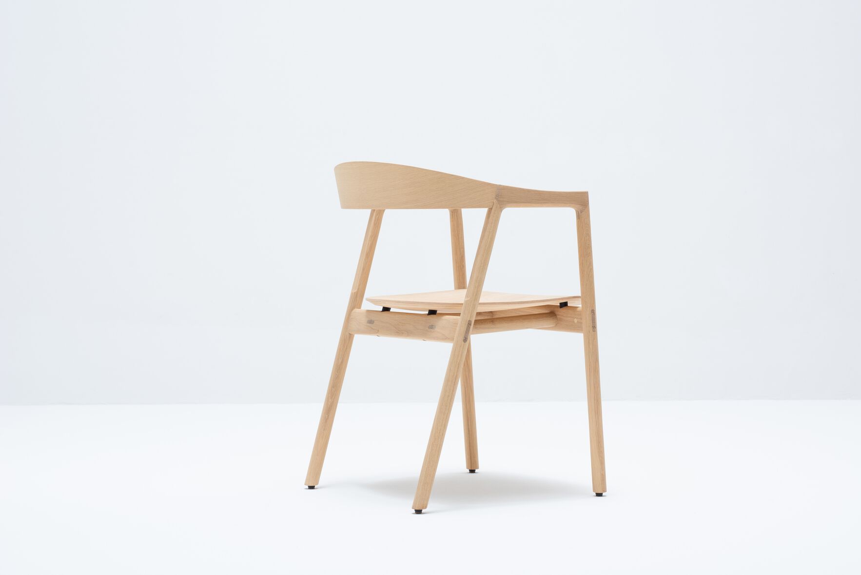 Дубовый стул с открытой спинкой Gazzda MUNA ARCH-00139871 - Вид №4