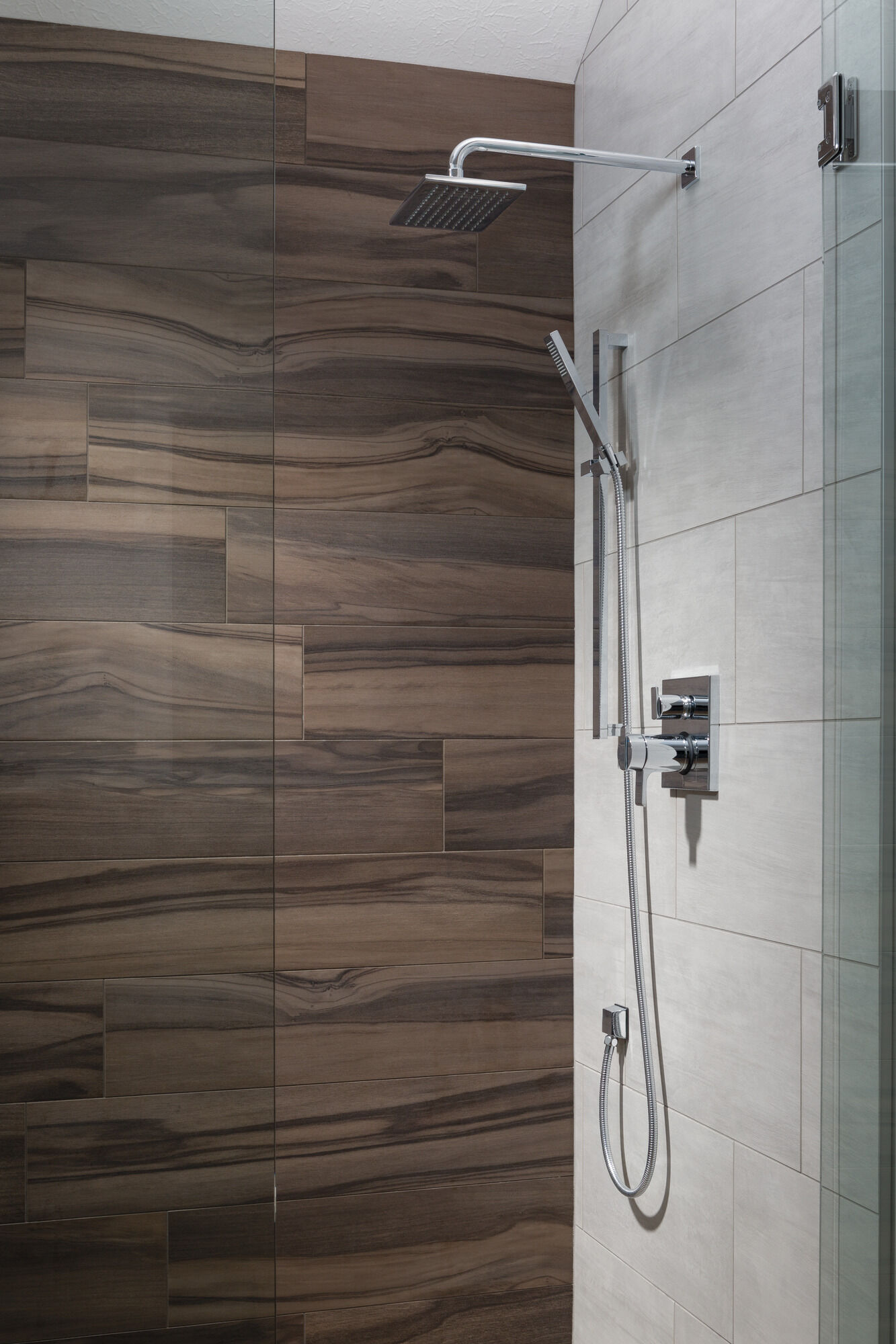 RP62955KS Душевая лейка Raincan с одинарной настройкой Delta Faucet Universal Showering Черный нержавеющий  - Вид №2