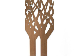 Настенная вешалка из массива дерева