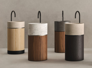 Круглый отдельно стоящий умывальник из дуба и мрамора