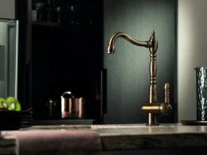 newform Смеситель для кухни, устанавливаемый на столешницу, с поворотным изливом Marvel 8550/51