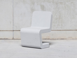 Бетонное наружное сиденье