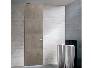 Кожаная распашная дверь