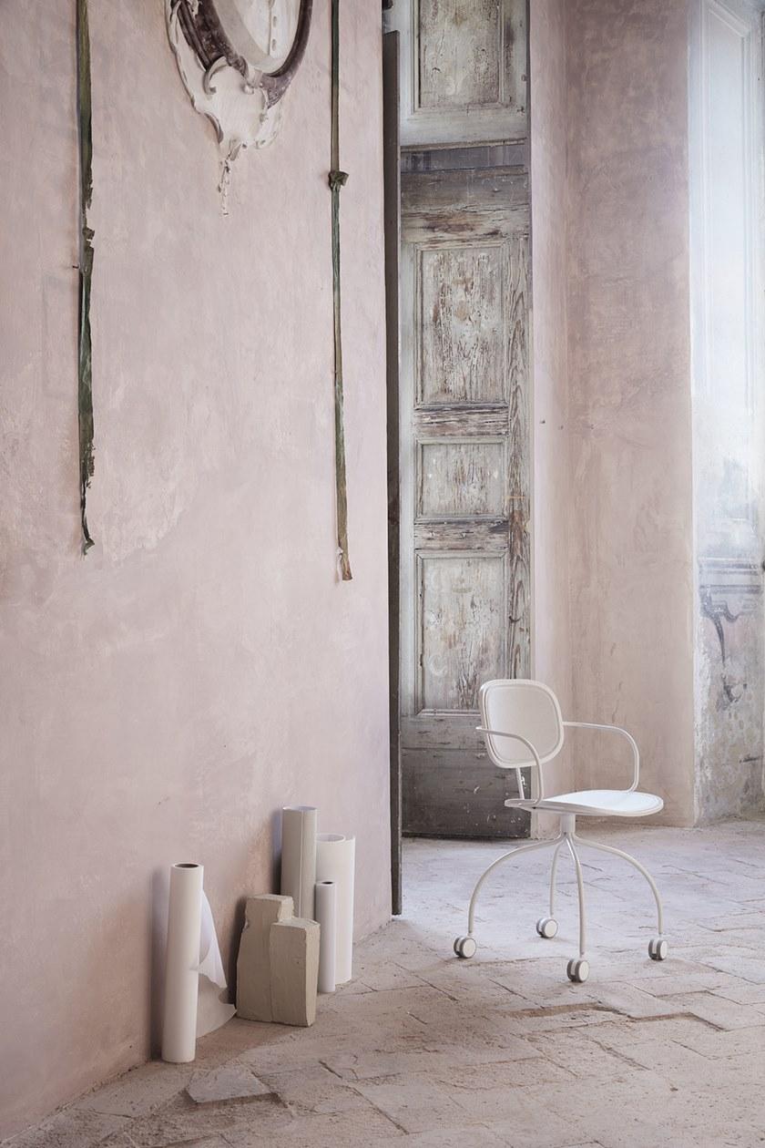 IOC project partners Деревянный стул с подлокотниками Magenta sun-id-1431494 - Вид №6