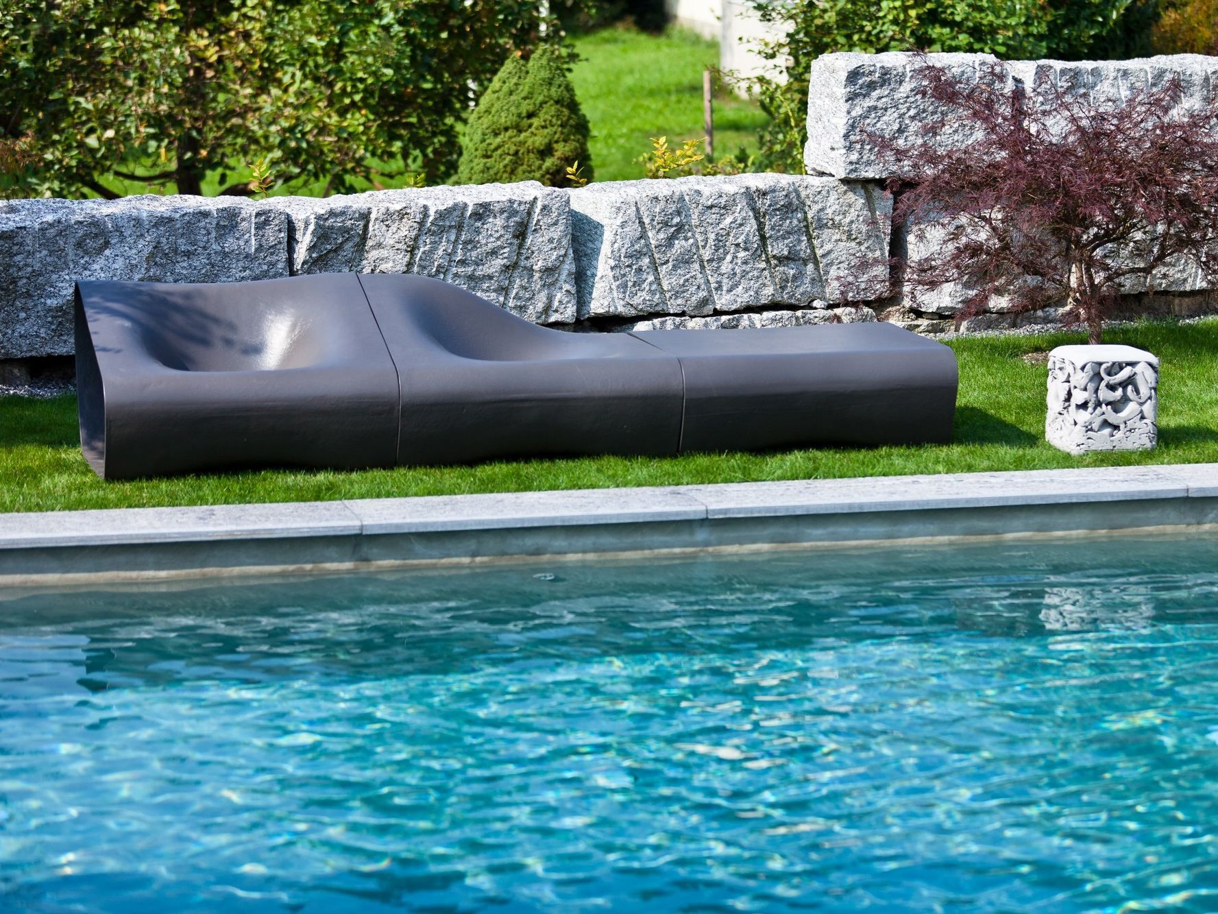 Модульная бетонная скамья со спинкой SWISSPEARL дизайн ARCH-00096634 - Вид №11