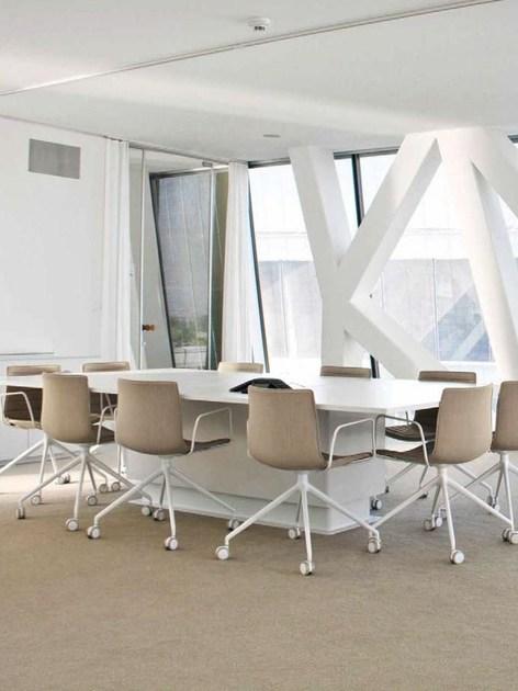 arper Кресло на эстакаде с подлокотниками на колесиках Catifa 46 sun-id-1369513 - Вид №3