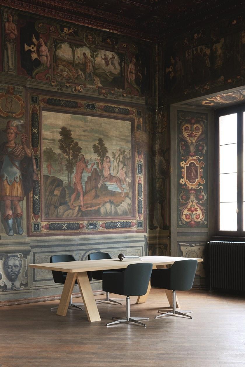 Segis Кресло с обивкой из ткани с 4 спицами  S0903  - Вид №1