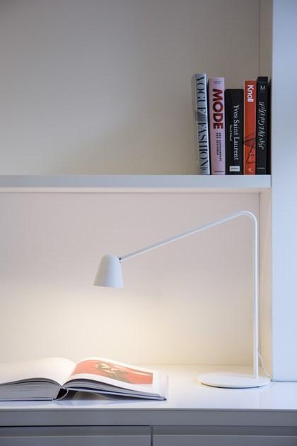 Formagenda Регулируемая светодиодная настольная лампа из стали Chaplin sun-id-1440746 - Вид №7