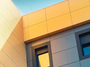 Солнечные панели с металлическим эффектом для фасадов