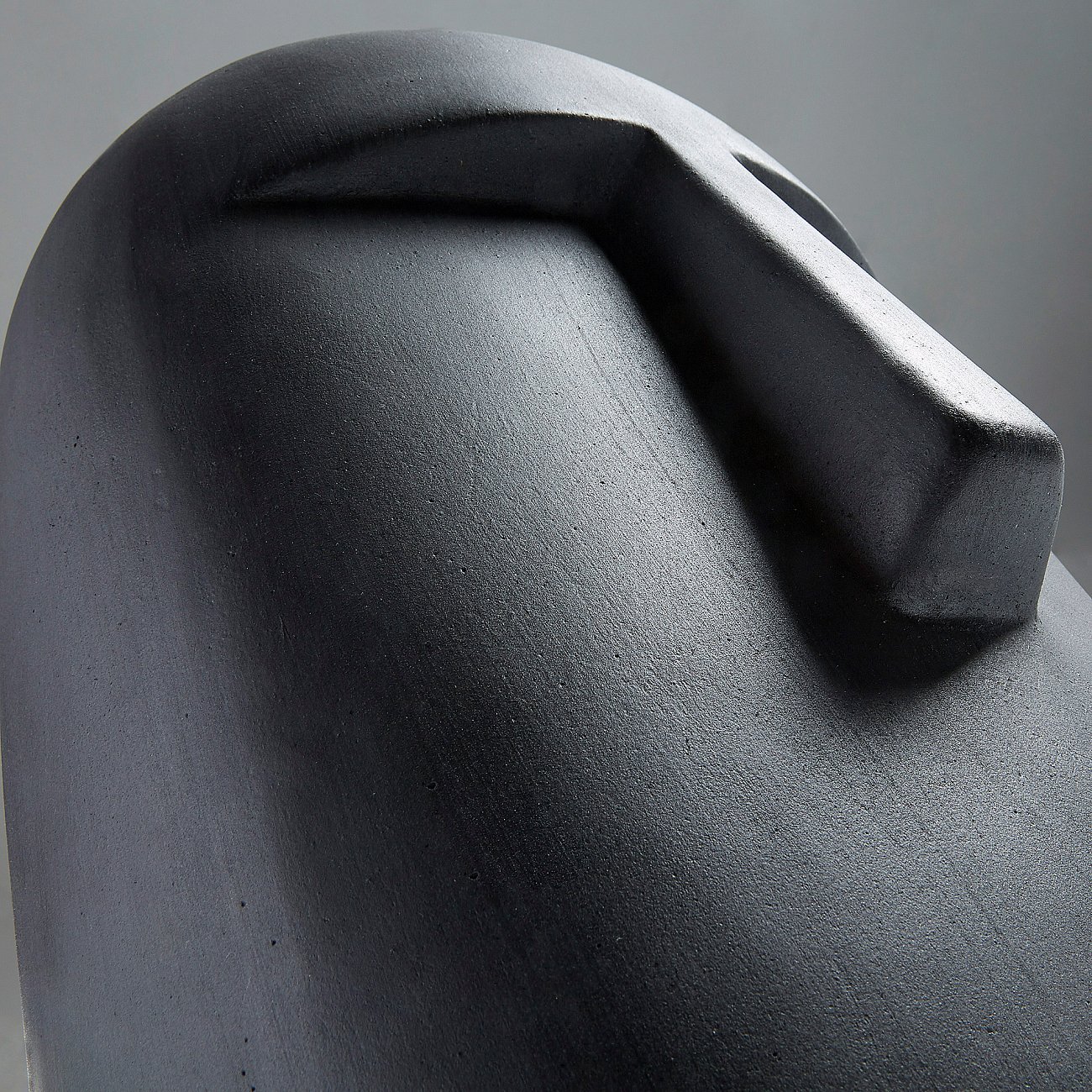 Статуэтка декоративная бетонная 31х20 см серая "Голова Моаи" от La Forma LA FORMA LEVIN 343325 Серый  - Вид №1