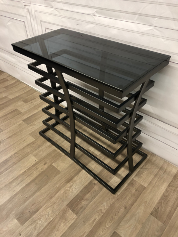 Консоль черная со стеклянной столешницей и фигурным основанием Barolo от Eichholtz EICHHOLTZ EICHHOLTZ 060994 Черный  - Вид №1