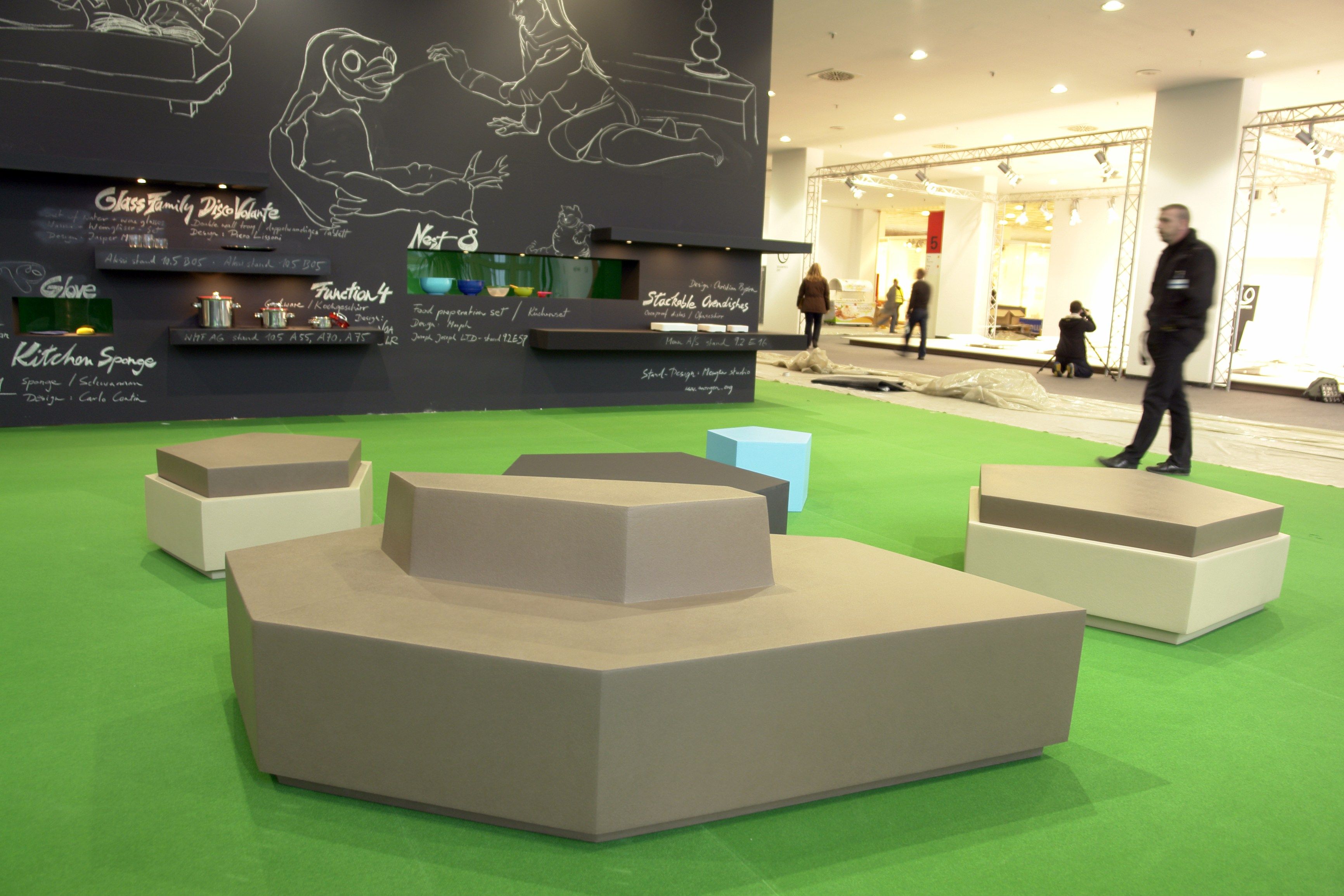 Двусторонний контрактный диван из пены QM Quinze & Milan Pentagon ARCH-00080568 - Вид №1