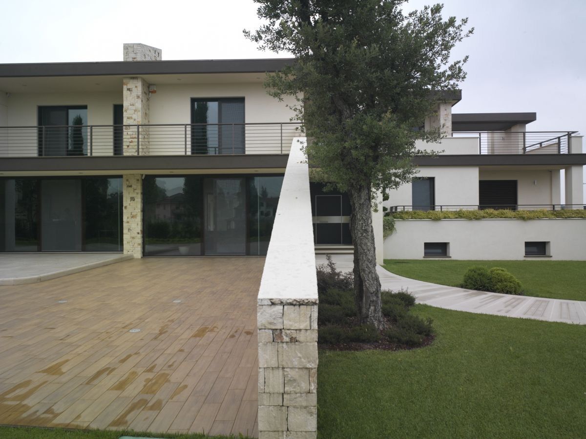 Раздвижные деревянные и стеклянные двери-окна с тройным остеклением Carminati Vitrum System ARCH-00099188 - Вид №1