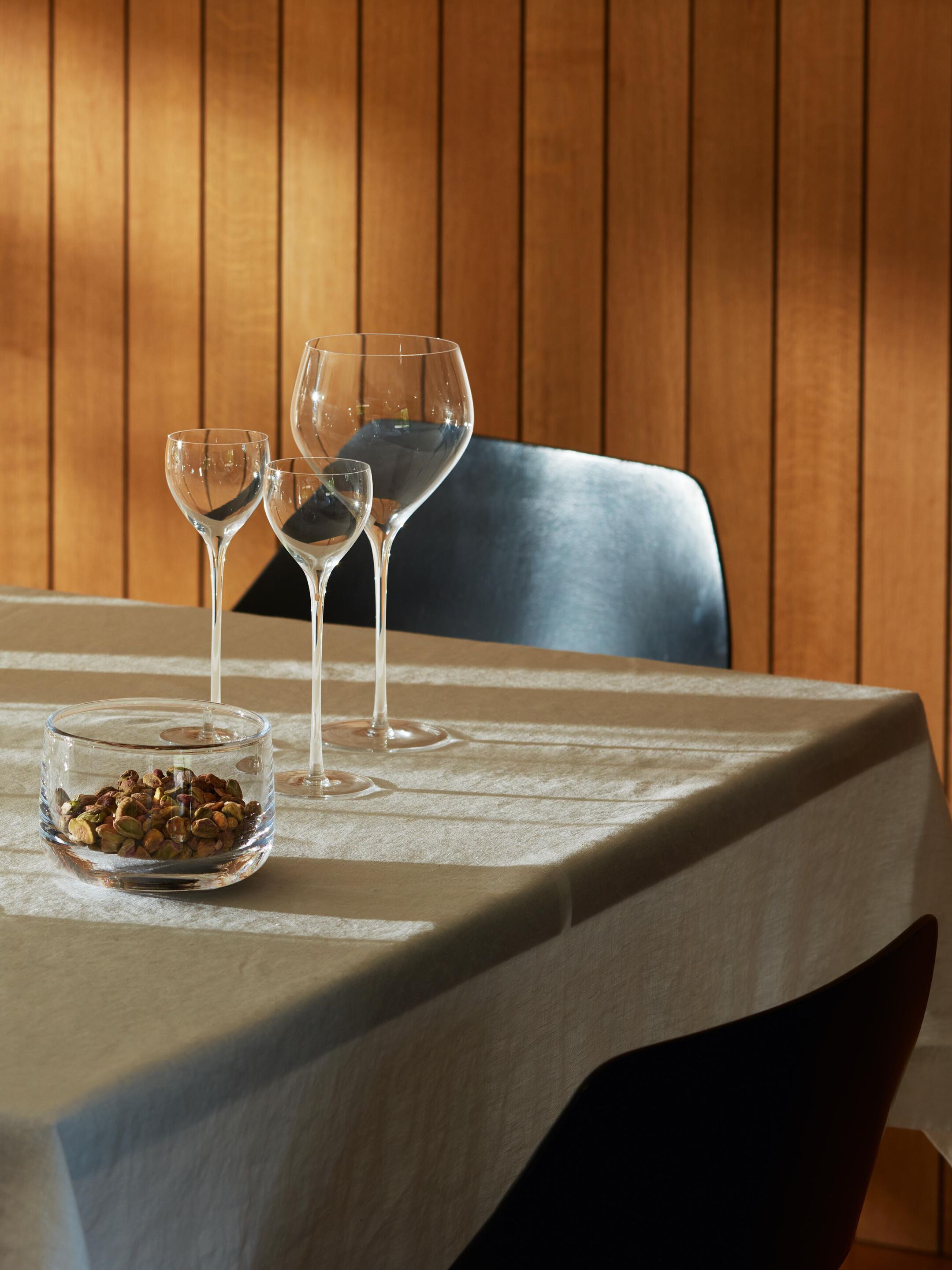 Набор бокалов для вина из дутого стекла - 590 мл LSA Savoy ARCH-00048102 - Вид №4