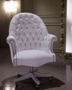 Кресло руководителя  DV HOME COLLECTION SHINE poltrona girevole