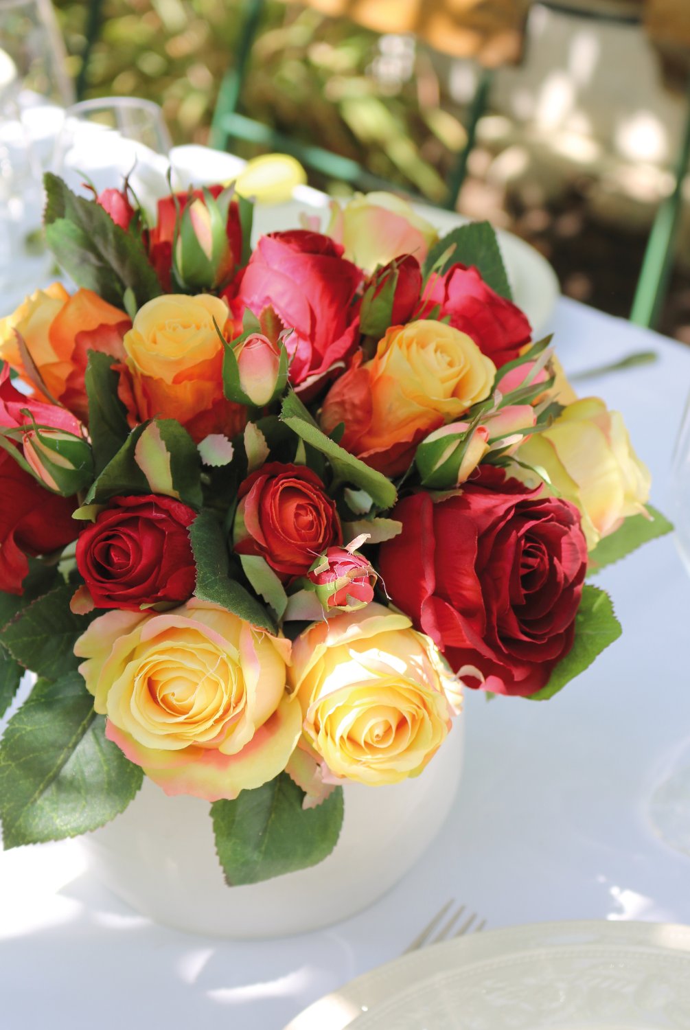 2614 403 a3 Искусственный букет из диких роз, 24 цветка, 28 см, красно-желтый H-andreas  - Вид №4